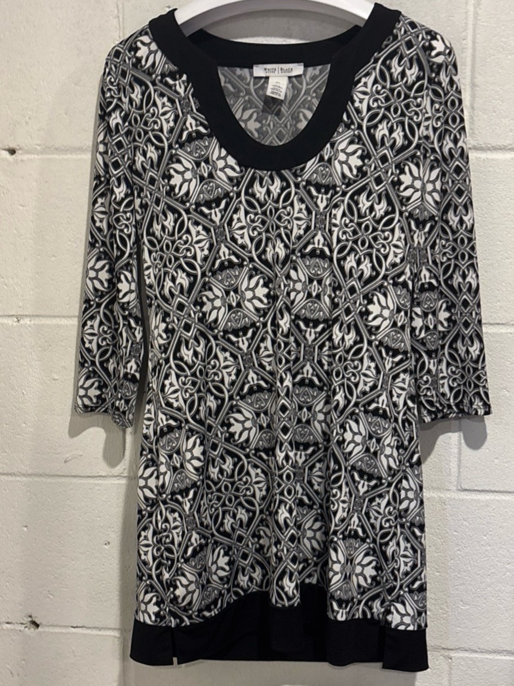 White House Black Market Tunic Mini Dress Black White Floral Size XS Boho Chic